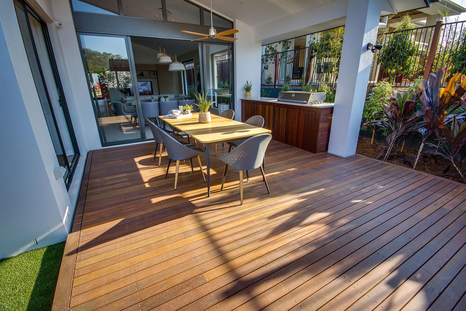 Brisbane Show Home Claredon Deck