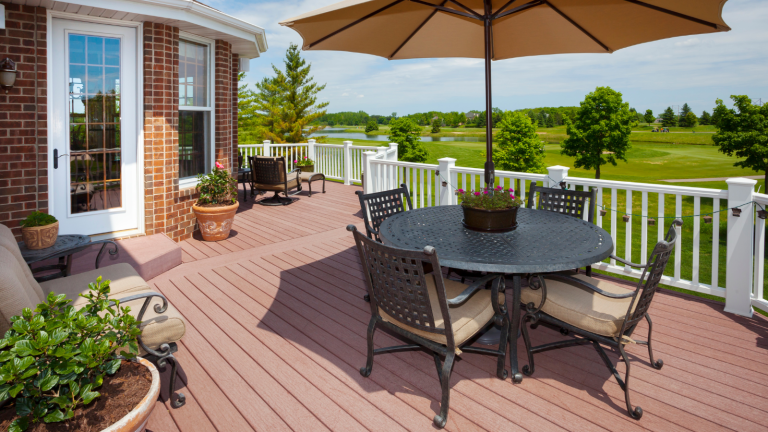 13 Amazing Outdoor Deck Designs