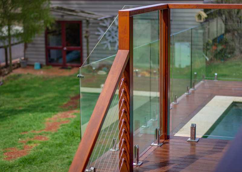 glass balustrade combined with handrails