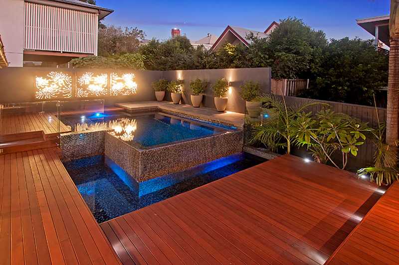 pool deck lighting